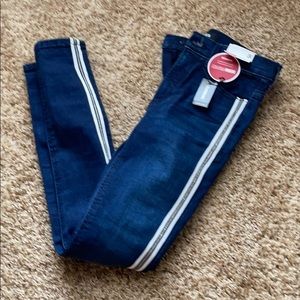 Express Denim Perfect Jeans.  Size 2R